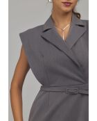 Robe grise cintrée à ceinture