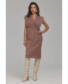 Robe cappucino cintrée à ceinture