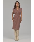 Robe cappucino cintrée à ceinture