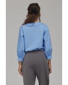 Hellblaues Oversize-Hemd mit V-Ausschnitt