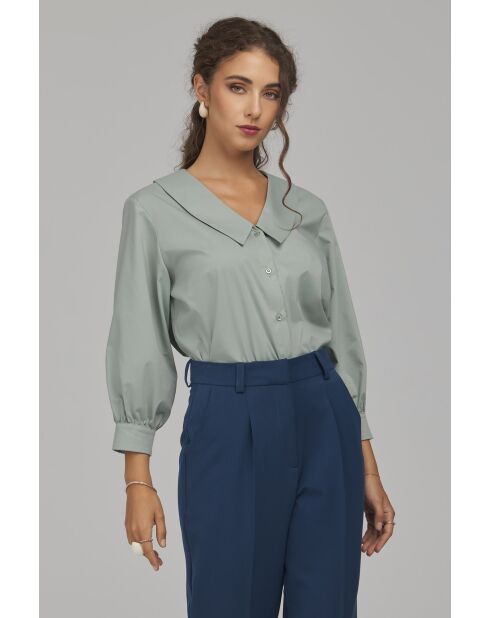 Chemise sage à col en V oversize