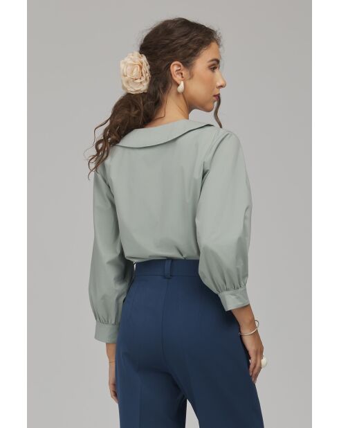 Chemise sage à col en V oversize