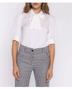 Schicke ecrufarbene Bluse mit Bindekragen