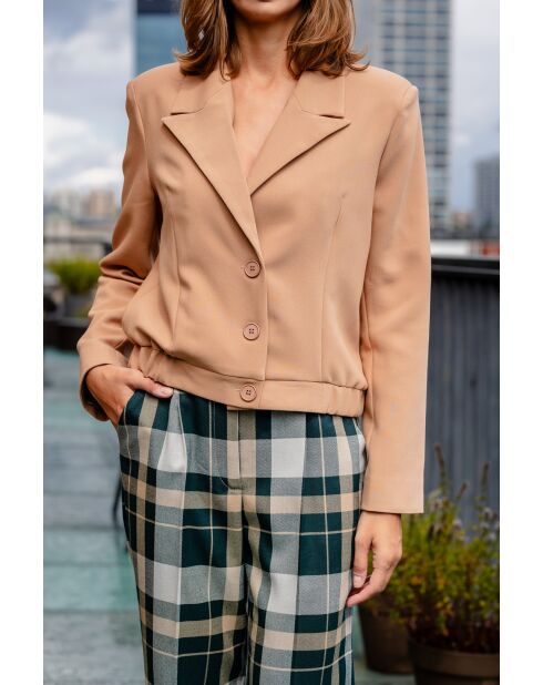 Blazer caramel court à ourlet élastiqué