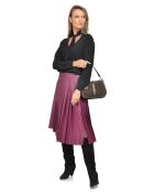 Dunkelbraune Schultertasche aus Veloursleder - 17,5x24x6,5 cm