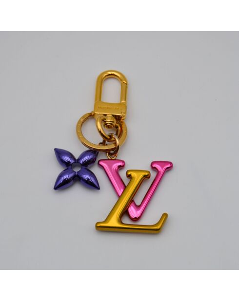 Porte-clés LV Initials & Fleur Monogram doré et rose - 10 x 3,5 cm