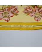 Foulard Flora Graeca crème et jaune pâle - 88 x 88 cm