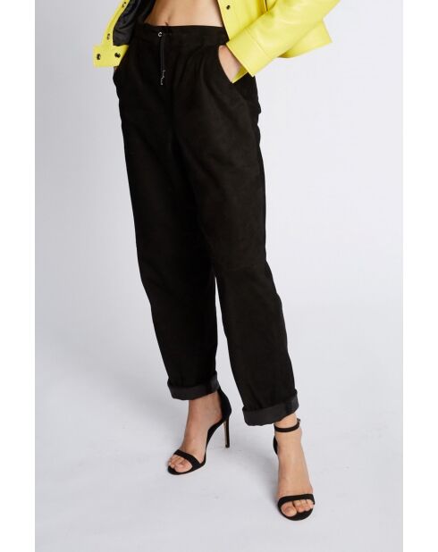 Rivka Vel zwarte fluwelen broek