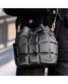 Ninon Beuteltasche aus schwarzem Leder, 25,2 x 20,4 x 13,3 cm