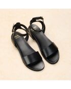 Sandalias negras de piel filipina