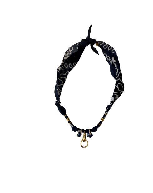 Collar antiguo de algodón azul marino anudado