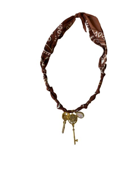 Collar de algodón marrón helado con llaves Dream Keeper