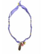 Aurora ketting van lila katoen met veren