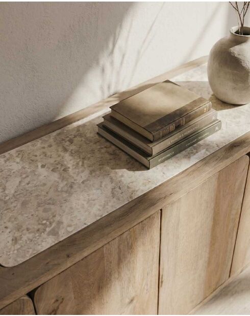 Niedriges Sideboard aus massivem Mangoholz und natürlichem Aven-Travertin - 180 x 45 x 75 cm
