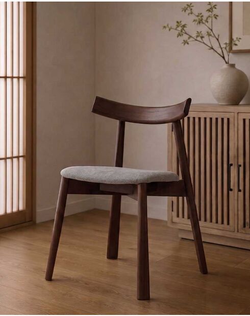 Esszimmerstuhl aus lackiertem Eschenholz, Nussbaumfinish, mit Sitz aus Nami-Stoff — 43 x 44 x 78 cm