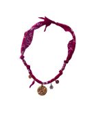 Collar de algodón con forma de serpiente fucsia de la India