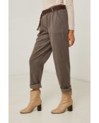Pantalones Elena con cinturón taupe