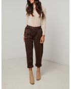 Diana broek met riem in chocolade