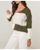 Jersey caqui Celeste con cuello en V