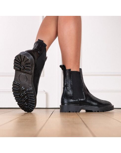 Botas Chelsea de piel agrietada Gotham en negro
