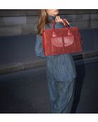 Handtasche Rye aus burgunderfarbenem Samt, 36,5 x 28,5 x 13 cm