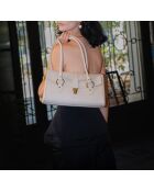 Cremefarbene Schultertasche Zea aus Leder - 30x19x12 cm