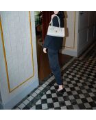 Cremefarbene Schultertasche Zea aus Leder - 30x19x12 cm