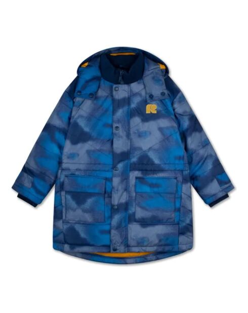 Blaue Daunenjacke aus recyceltem Material