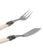 Klassisches elfenbeinfarbenes Fischbesteck aus Edelstahl — 12-teilig