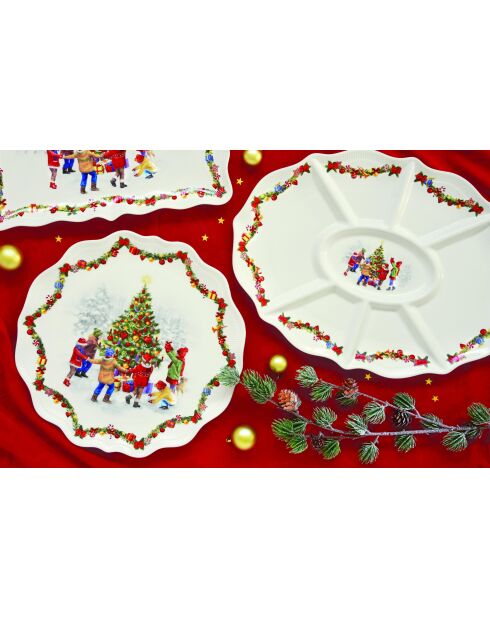 Plateau à amuse-bouche en forme de Porc en porcelaine Christmas Round Dance multicolore - 30,5 x 30,5 x 3 cm