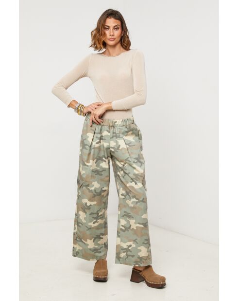 Smaragdbeige top
