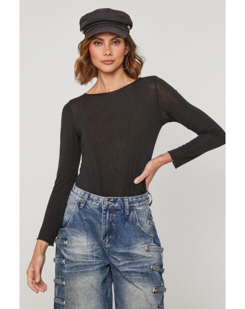 Top negro esmeralda