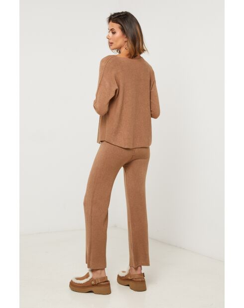 Ensemble Verona camel