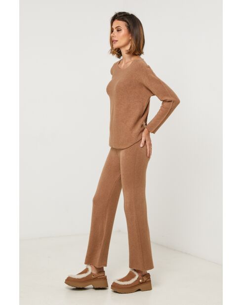 Ensemble Verona camel