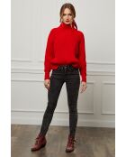 Roter Wollpullover für Babys