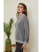 Grauer Csepreg Wollpullover