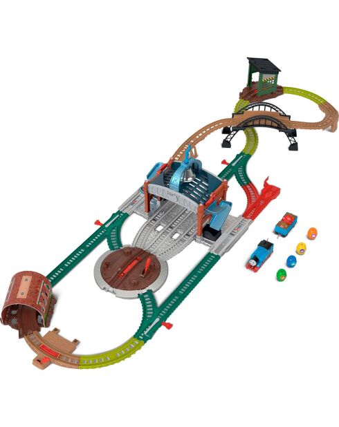 Thomas et Ses Amis Coffret Lancement de tonneaux motorisé avec Locomotive motorisée Classique et Wagon de Chargement 5,5 mètres de Piste multicolores 4 ans +