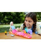 Bambola Barbie multicolore Malibu Camping 3 anni +