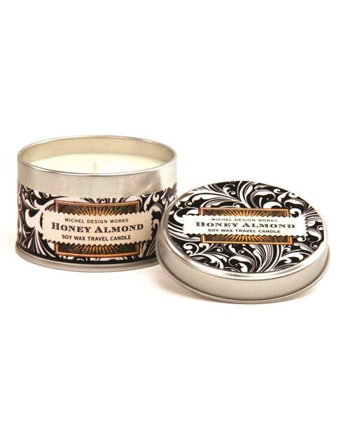 Vela aromática multicolor Honey Almond en caja de metal - 113 g