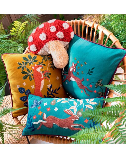 Housse de coussin Fables enchantées en coton moutarde et bleu marine - 40 x 40 cm.
