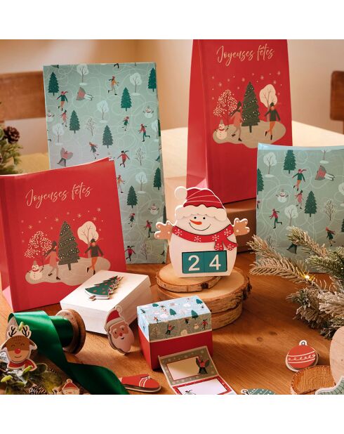 Calendrier perpétuel Secrets de Noël bonhomme de neige - 13 x 13 x 3,5 cm.