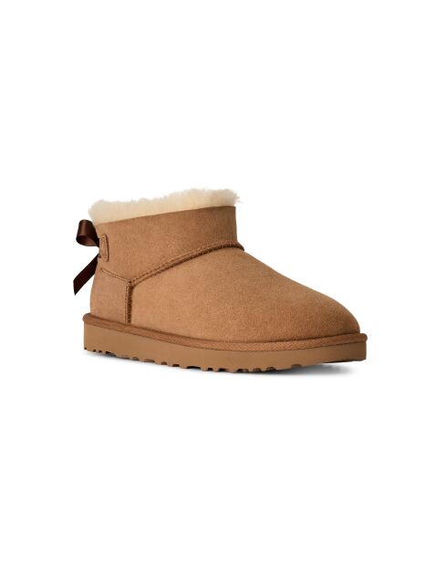 Ultra Mini Bailey Bow Stiefeletten aus kastanienbraunem Leder