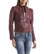Rote Lederjacke Iriri