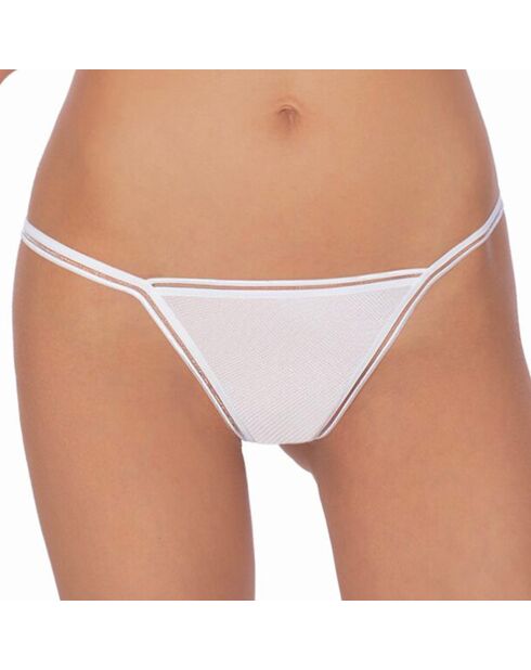 String fiona blanc