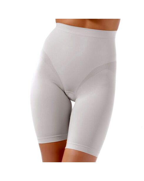 Braguita blanca de vientre plano