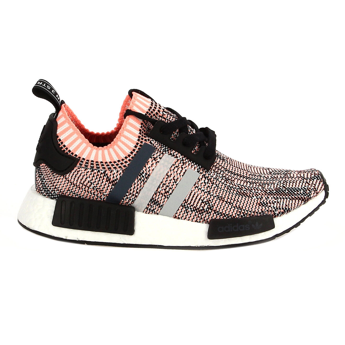 Baskets Nmd R1 W Pk rose noir Vente privee Adidas BazarChic