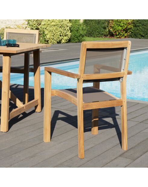 2 leuke stapelbare fauteuils van teakhout - 55x52x89 cm