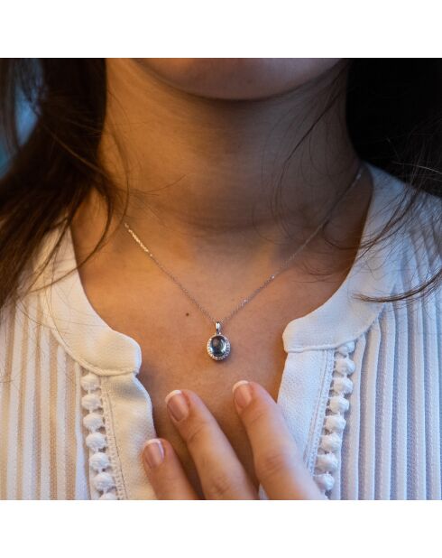 Pendentif & Chaîne Comme le Bleu de tes Yeux Or Blanc Diamants 0.13 ct & Topaze Bleue 2.05 cts