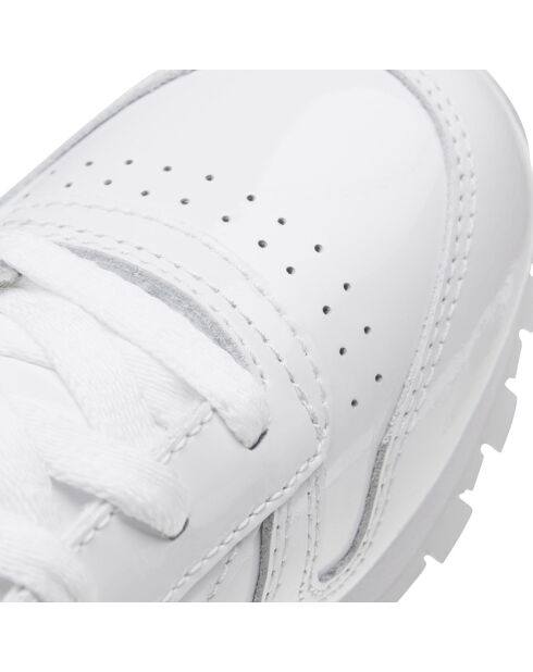 Baskets en Cuir Classic Leather Patent blanches