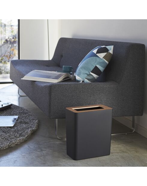 Quadratischer Mülleimer aus schwarzem Holz - 15x28x30 cm